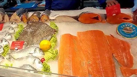 Усачёвский рынок.Что почём на рынках в Москве.Больше всего понравилась собака