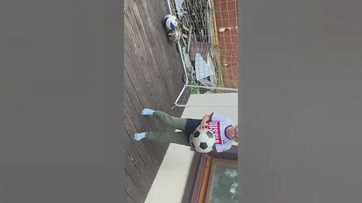 Обзор на мячик