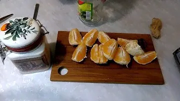 Апельсины в сиропе.Получилось вкусно)!Если купили кислые апельсины,этот рецепт для вас!!!!!!!!!!!!!!